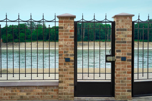  ������ � �����-���������� � ����� ���